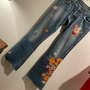1970’s Flower Power! Vintage jeans size 4